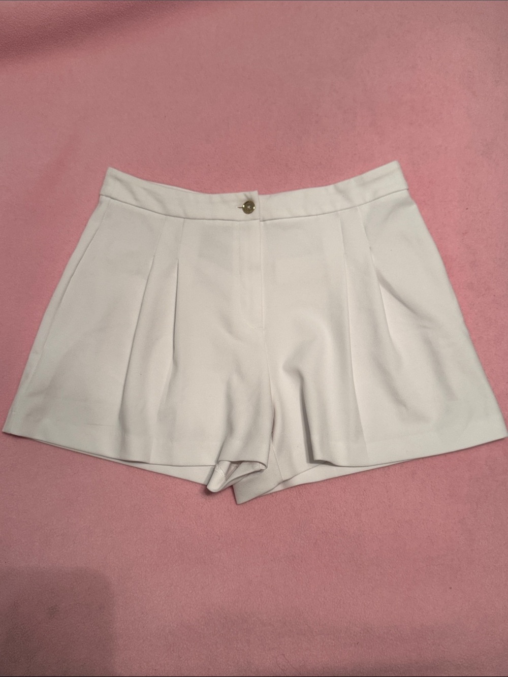 Michael Kors Tailored Shorts - Picture 2 of 6